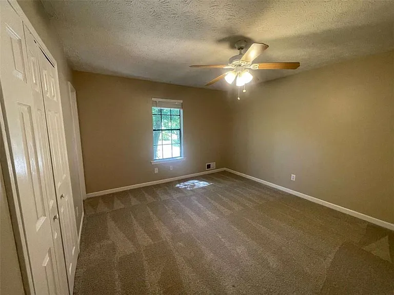 55 Huntridge Dr — Photo 25