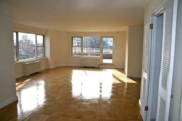 Rented by Michael K Namm Associates | media 14