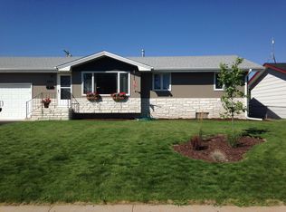 2485 Pacific Blvd, Gering, NE 69341