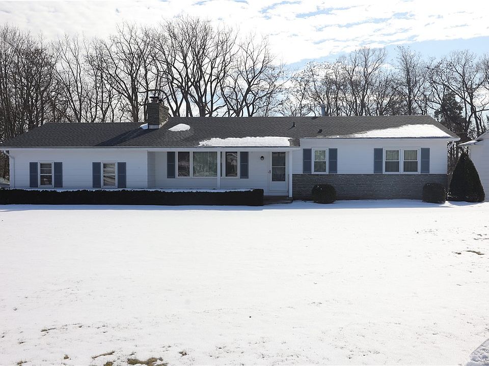 1st image of 56 Valley View Dr