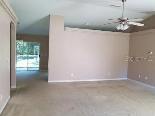 19619 SW Eagle Dr, Dunnellon, FL 34431