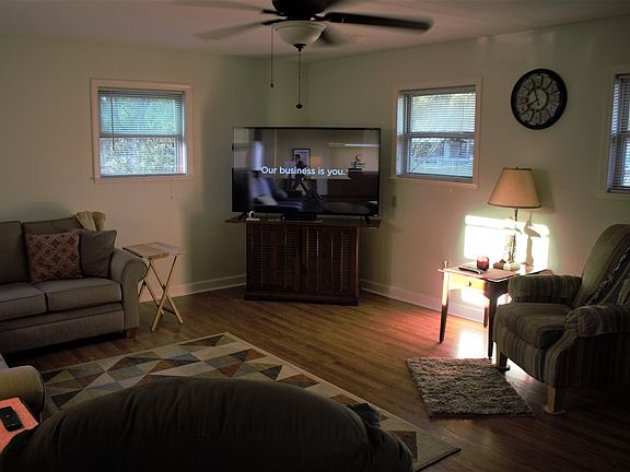 4th image of 7308 Riverwood Dr E