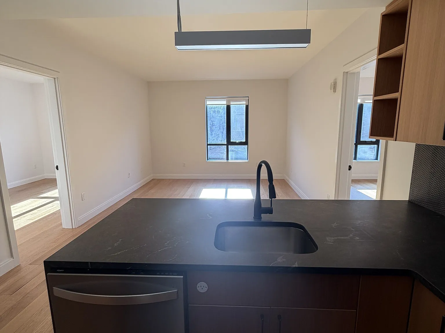 2 bed, 2.0 bath, $4,975 — Photo 3