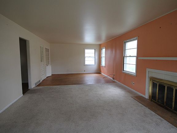 3rd image of 2516 Lambros Dr