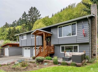 382 Strait View Dr, Port Angeles, WA 98362