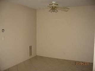 3rd image of 29W391 Emerald Green Dr #32-F