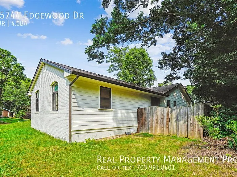 15744 Edgewood Dr — Photo 27