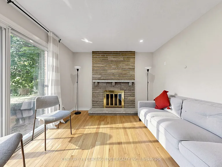 1 Briarwood Rd — Photo 12