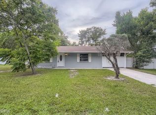 6155 9th St, Zephyrhills, FL 33542
