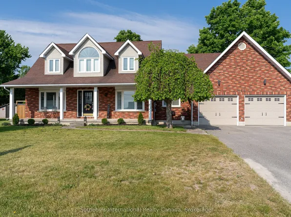 154 Mary St, Clearview, ON L0M 1G0