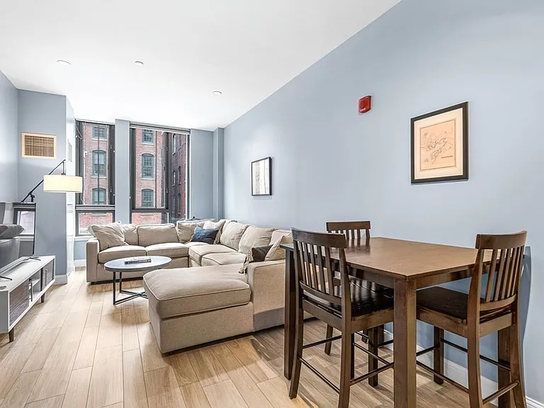 346 Congress St #203 — Photo 2