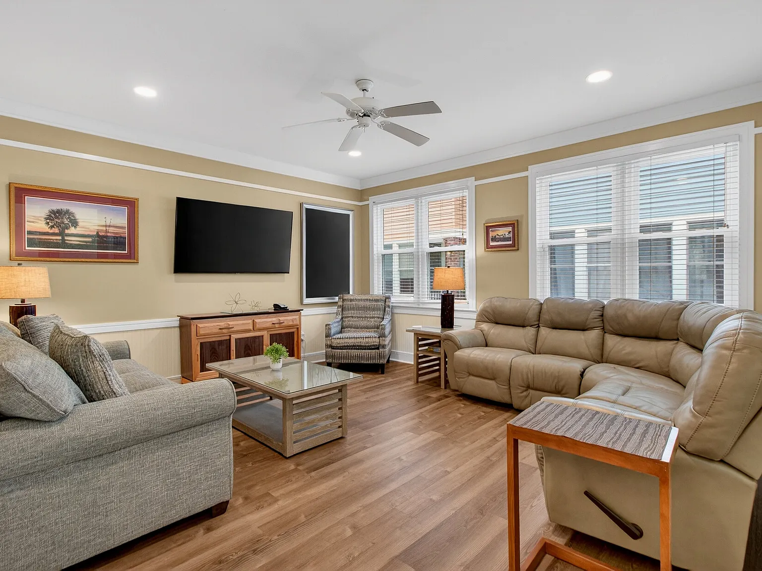 4 bed, 2445 sqft, $8,500 — Photo 3