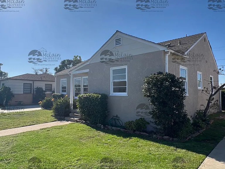 4246 Corinth St — Photo 3