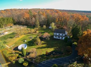 478 Rock Glen Rd, Sugarloaf, PA 18249