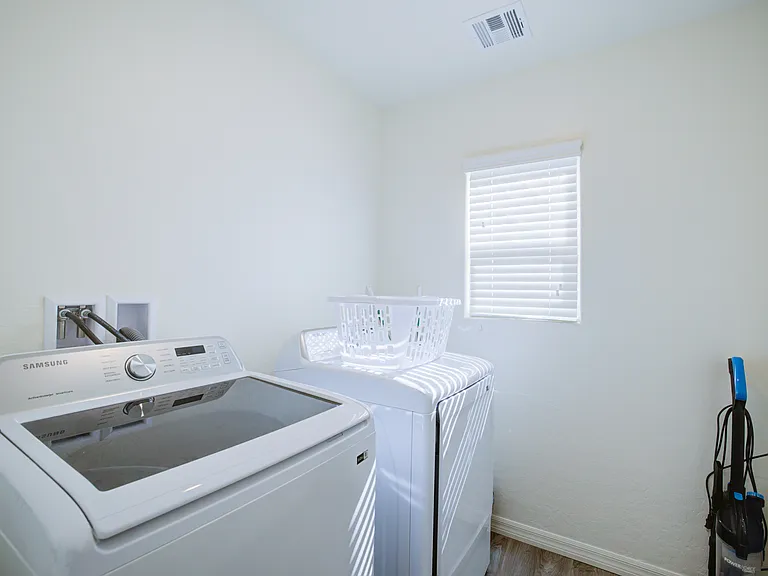 1586 Oro Grande Dr — Photo 29