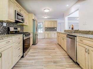 38 Dutch Valley Rd, Howell, NJ 07731