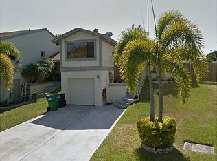 21694 SW 98th Pl, Cutler Bay, FL 33190