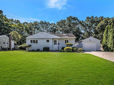 66 Shirley Court, Commack, NY, 11725