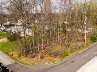 Harbor Ave, Lake Milton, OH 44429