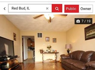 900 Country Club Dr, Red Bud, IL 62278