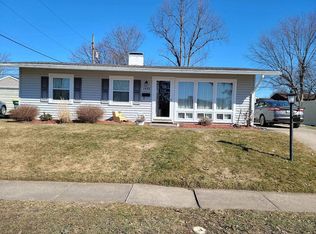1422 Country Club Ln, Williamsport, PA 17701