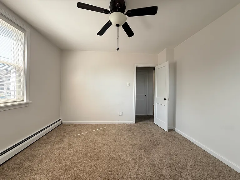 4241 Aldine St #1 — Photo 18