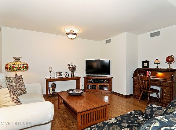 3rd image of 5544 Durand Dr #5544