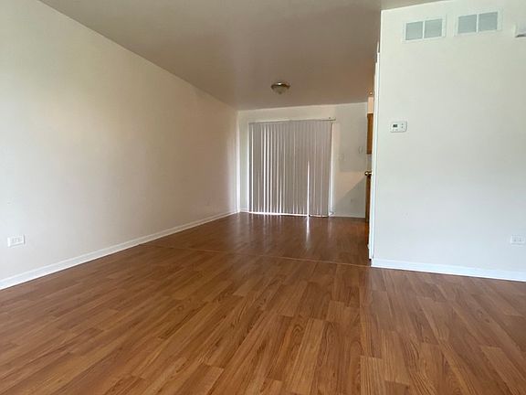 2nd image of 18710 Willow Ave