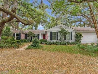 211 Wymberly Rd, Saint Simons Island, GA, 31522