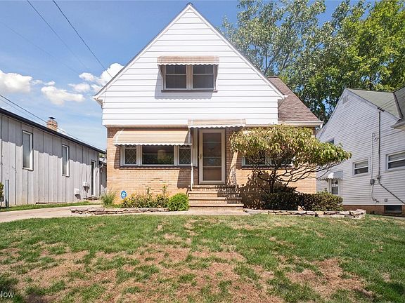 3rd image of 5837 Parkhill Dr