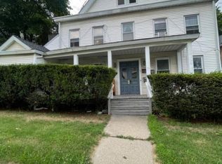 79 High St, Newton, NJ 07860