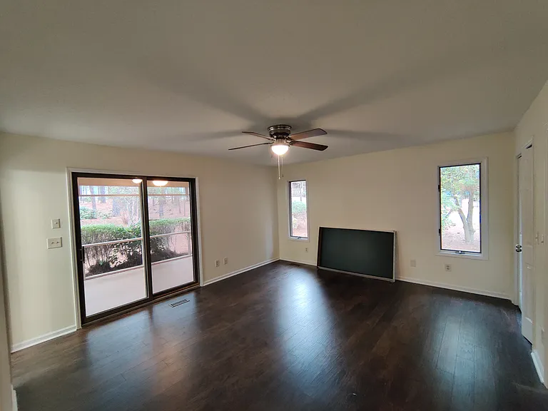 45 SW Lake Forest Dr — Photo 19