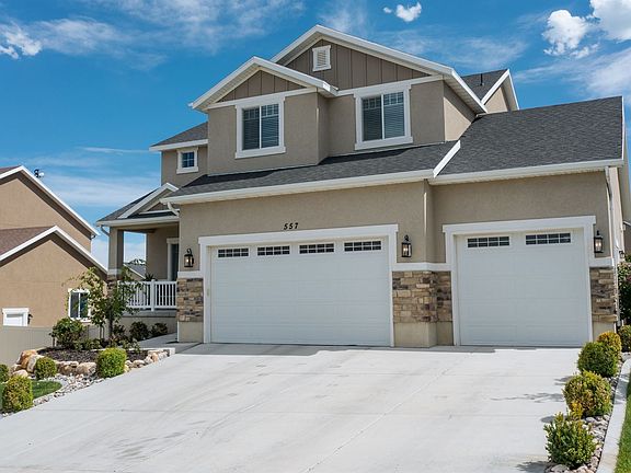 2nd image of 557 W Fox Hollow Dr