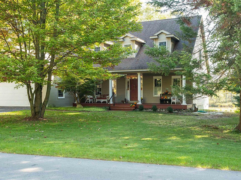 1st image of 251 S Genessee St
