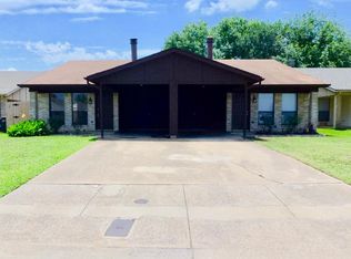 3311 S Meadow Dr, Fort Worth, TX 76133