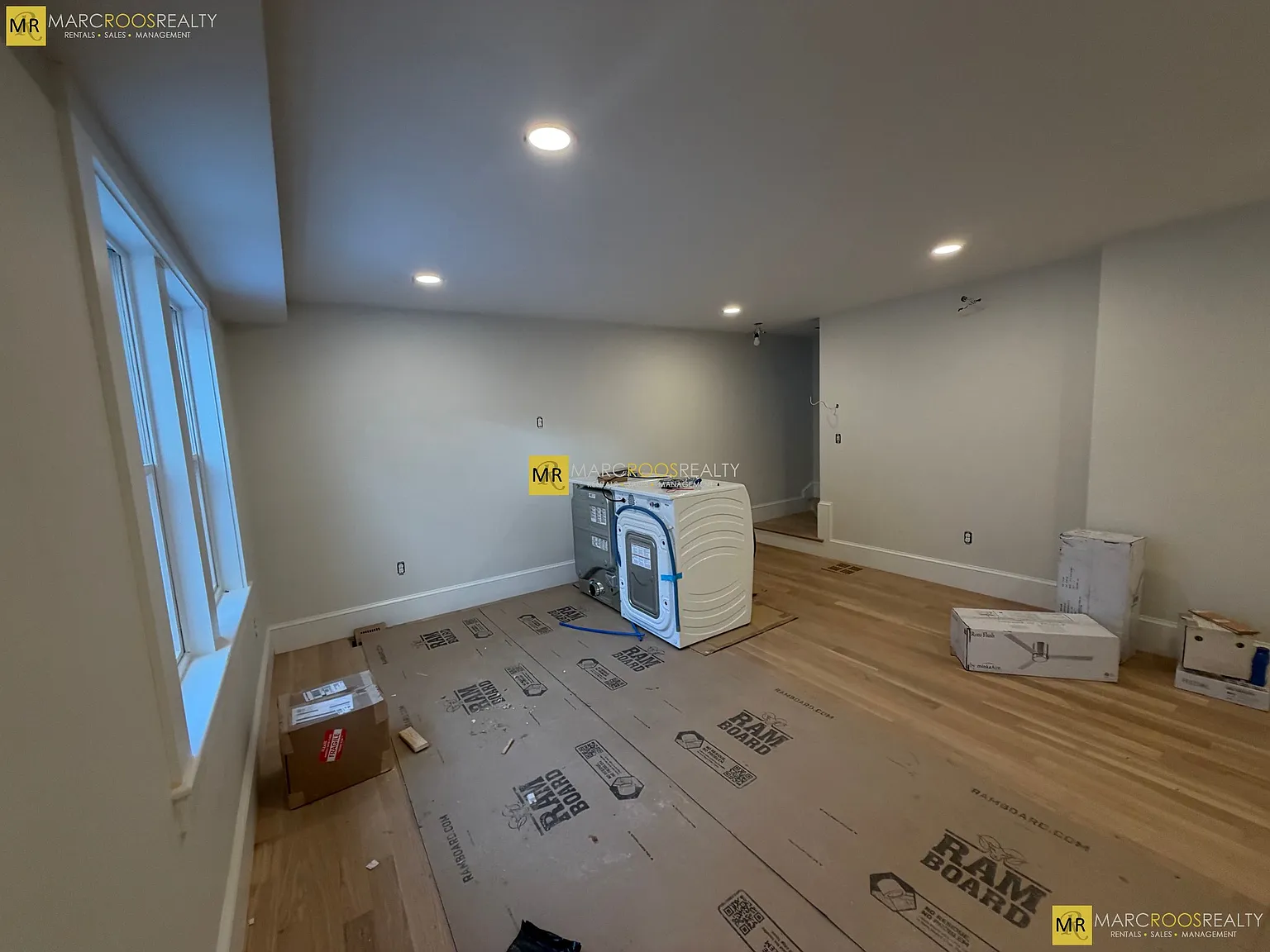 2 bed, 2.5 bath, $4,500 — Photo 2