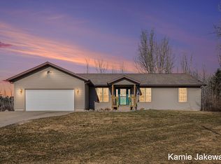 6700 Ashley Ave NE, Belding, MI 48809