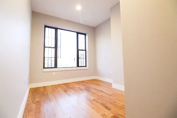 Rented by Lofts and Flats LLC | media 9