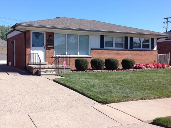 25560 Belleair St, Roseville, MI 48066