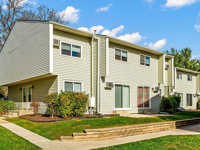 Greenwood Place — Photo 14
