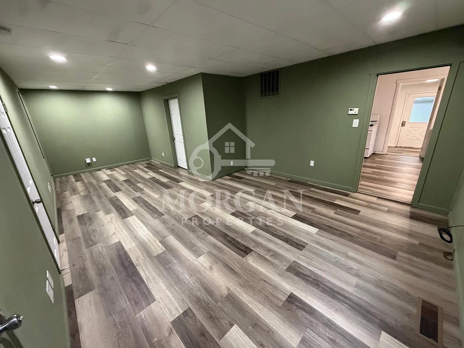 2727 Chase Street - 1 — Photo 2