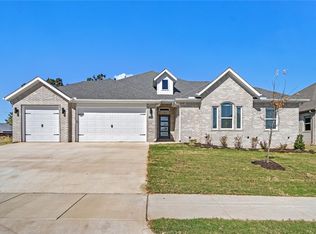 231 Bequette Ln, Centerton, AR 72719