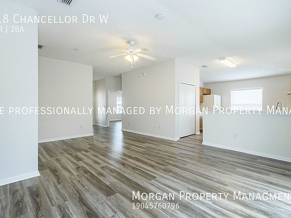 4th image of 518 Chancellor Dr W