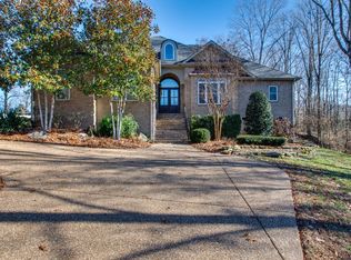 100 Jacobs Way, Bon Aqua, TN 37025