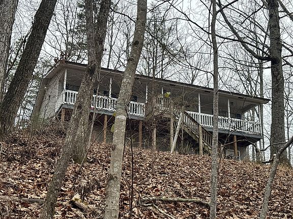 3rd image of 161 Zion Dr NW