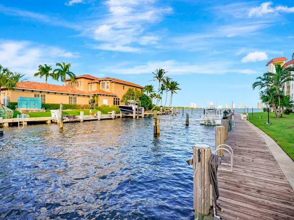 105 Paradise Harbour Boulevard #112, North Palm Beach, FL 33408