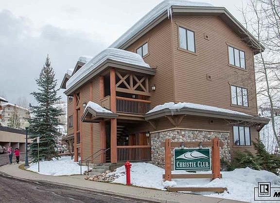 2nd image of 2155 Ski Time Square Dr #314