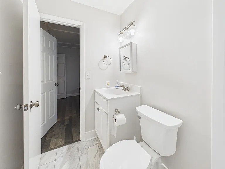 1336 Hunters Rd #C — Photo 7