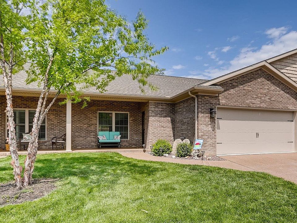 1st image of 5012 Paddock Dr