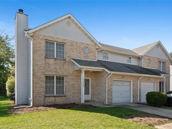 2226 Greenfield Dr, Belleville, IL 62221